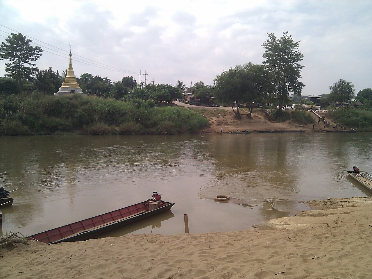Moei River along the Thailand–Myanmar border